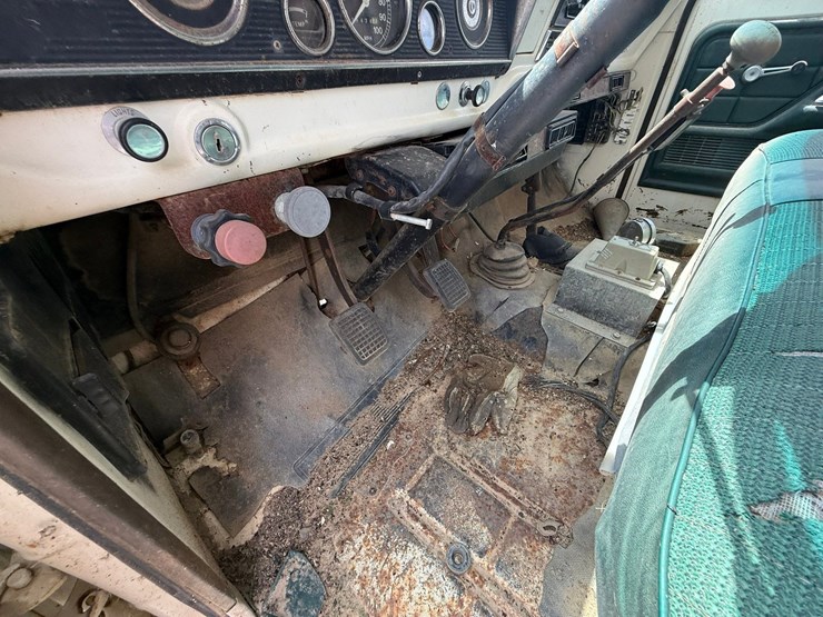 ford-f600-image-34