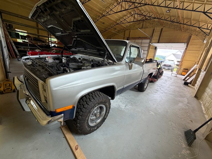 1985-chevrolet-k10-image-15