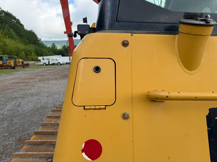 caterpillar-d6k-image-27