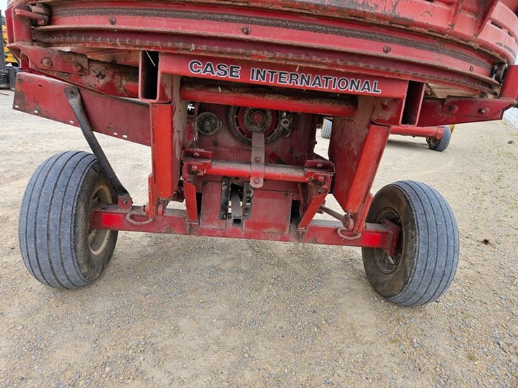 case-ih-8610-image-25