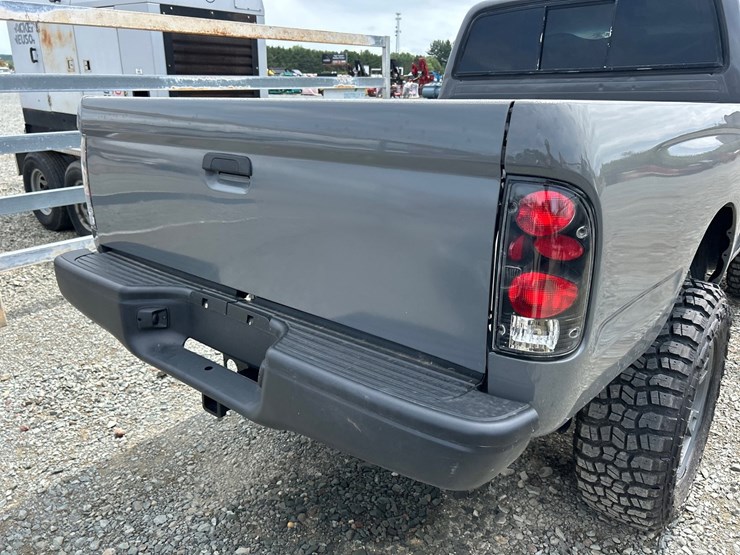 1996-toyota-tacoma-image-18
