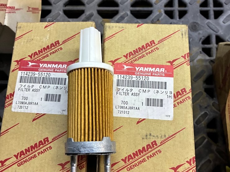 #415-•-kinjet-diesel-chemical-sprayer-image-98