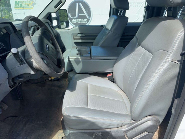 2016-ford-f250-xl-image-23