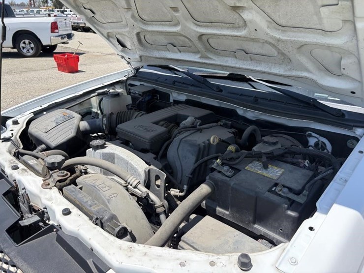2011-chevrolet-colorado-image-6