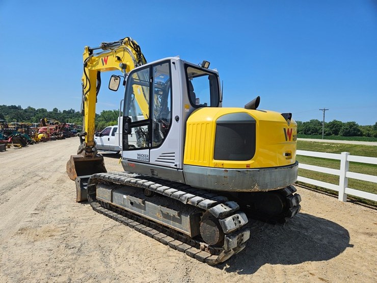 wacker-neuson-et145-image-3