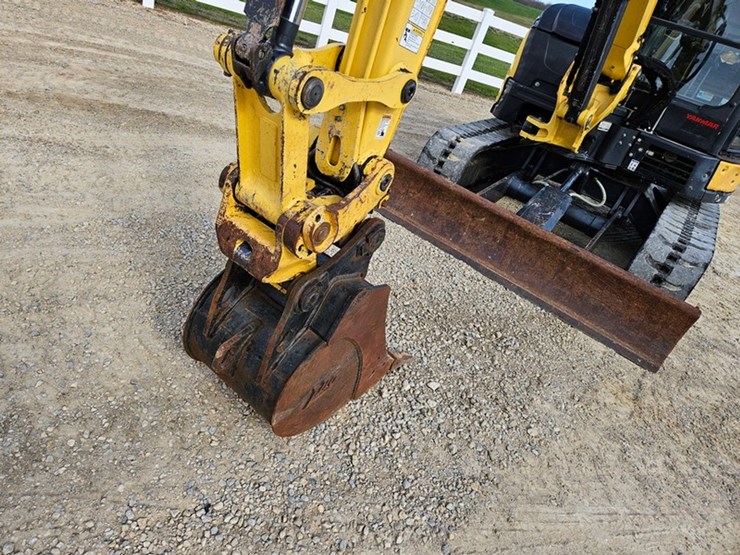 yanmar-vio45-image-9