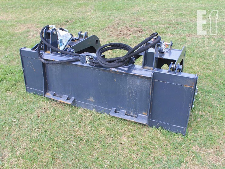 landhonor-72"-grapple-bucket-image-3