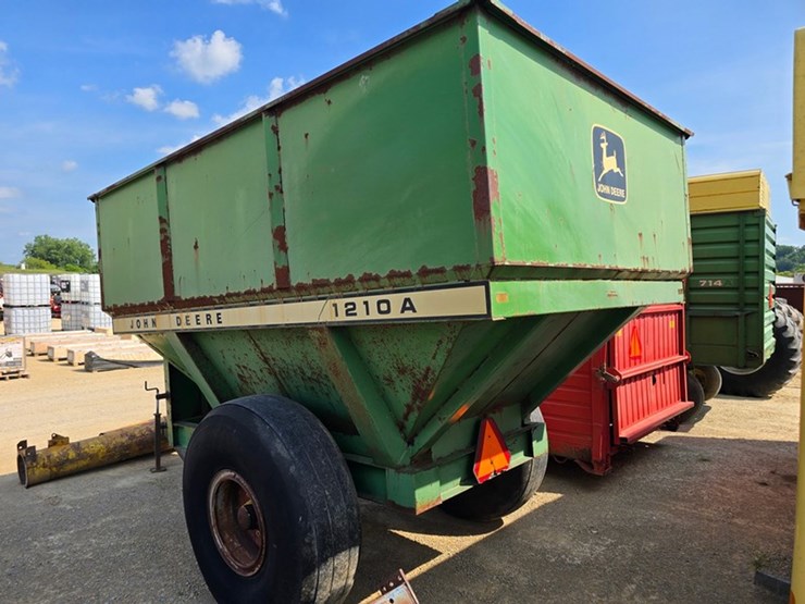 john-deere-1210-image-2