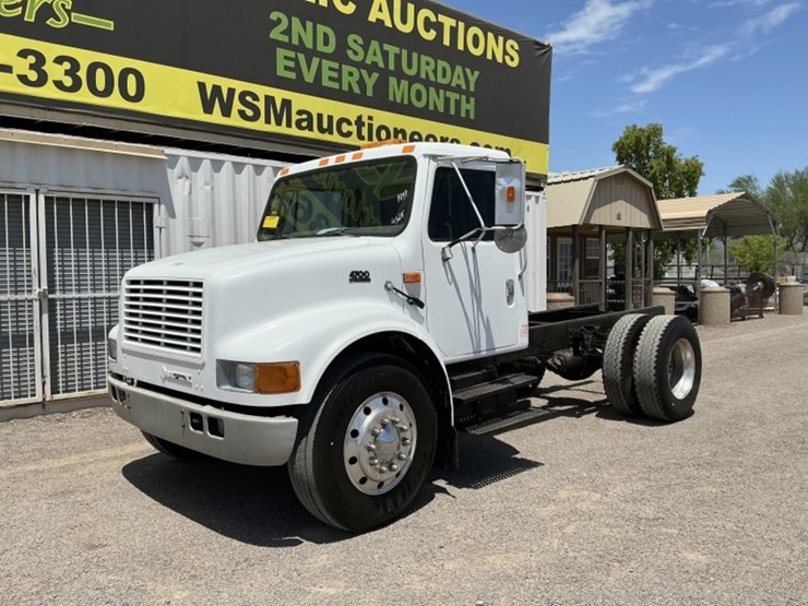 1998-international-4700-image-2