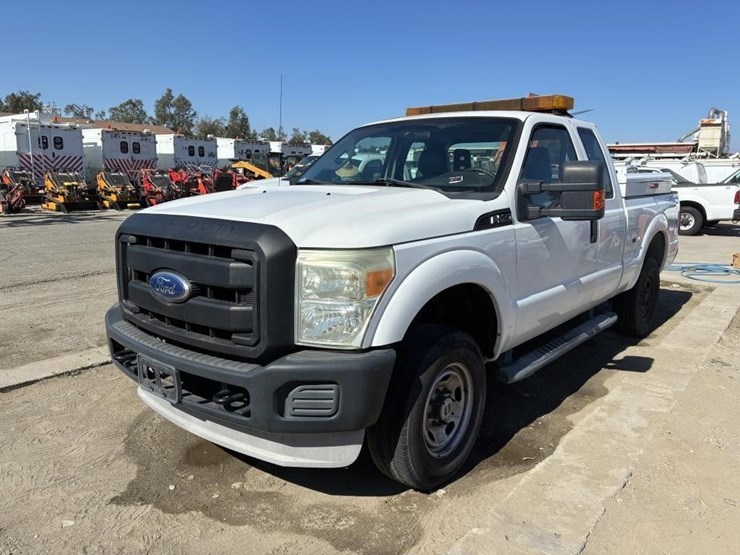 2011-ford-f250-image-1