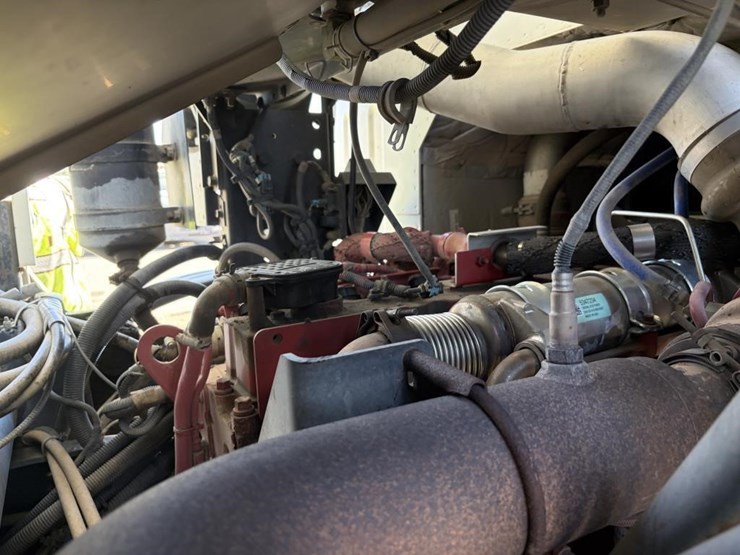 2011-autocar-xpediator-high-rise-dump-bed-truck-image-7