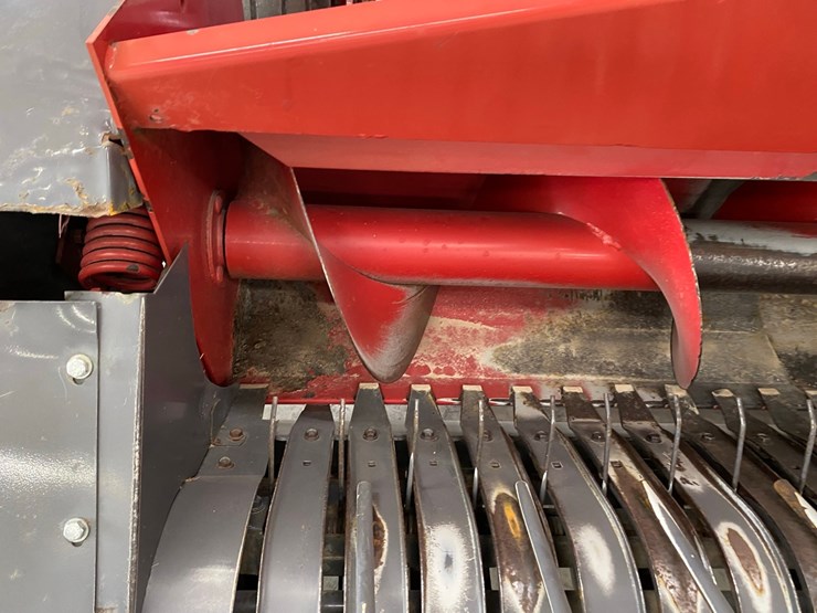 massey-ferguson-1837-image-39