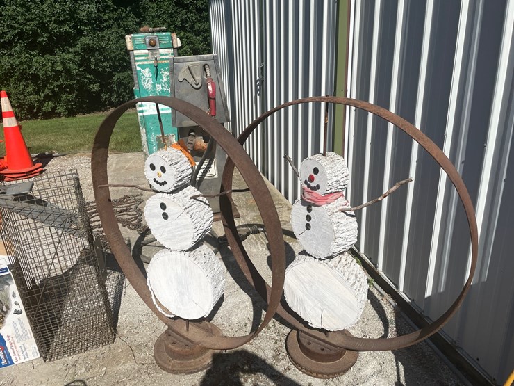#2130-•-(2)-snowman-yard-art-image-4