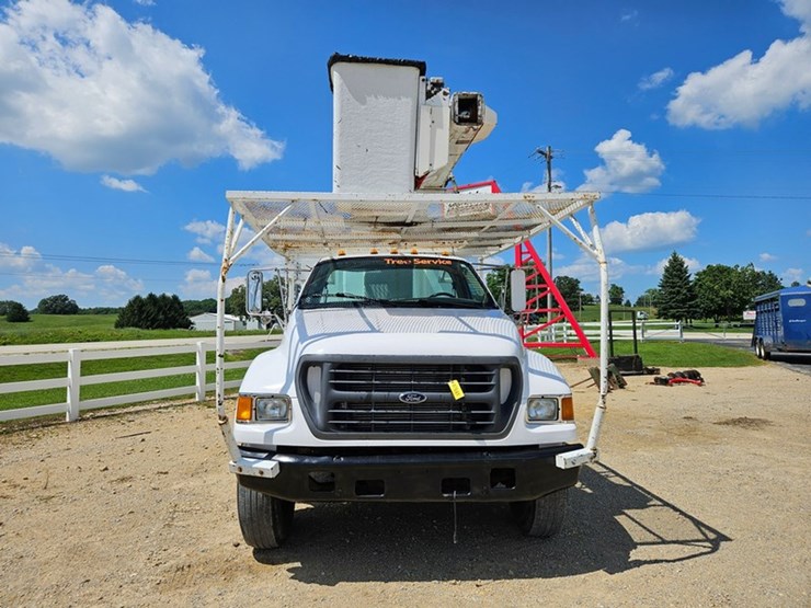ford-f750-image-8