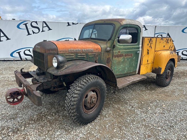 1953-dodge-power-wagon-image-1