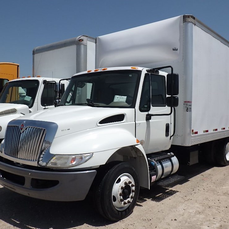 2019 INTERNATIONAL DURASTAR 4300