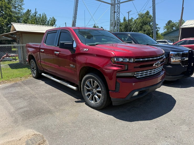 2020-chevrolet-silverado-1500-image-2