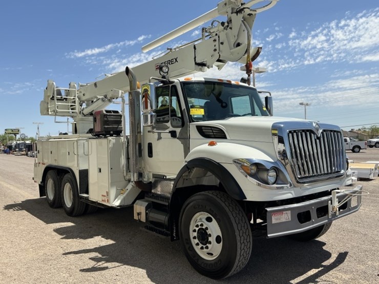 2009-international-workstar-7600-image-4