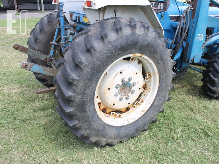 ford-2120-image-5