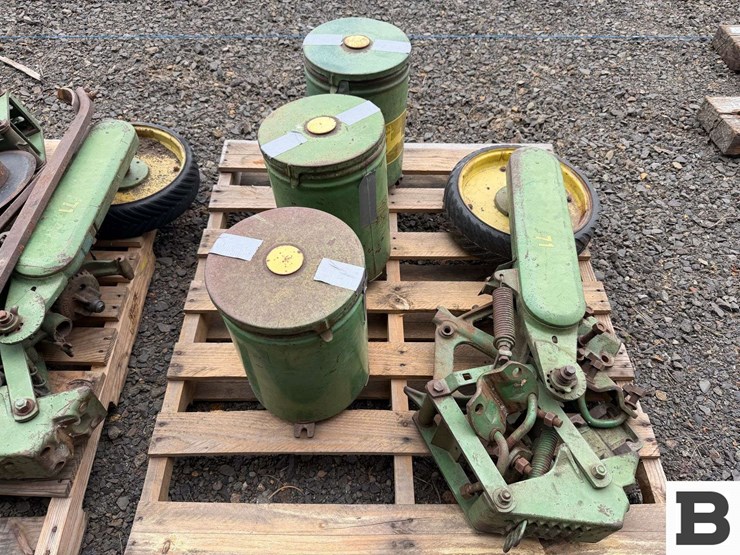 john-deere-71-image-7