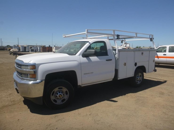 2015-chevrolet-2500-image-1