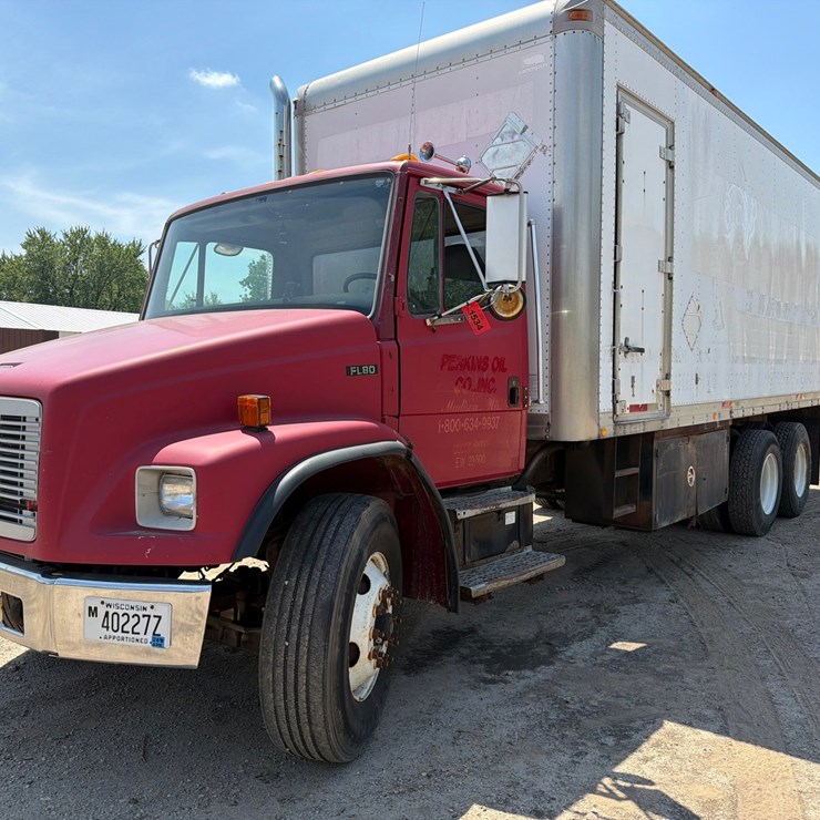 2000 FREIGHTLINER FL80