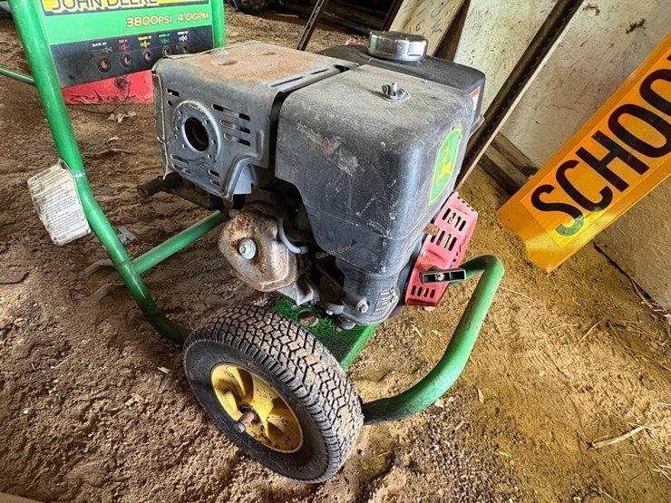 john-deere-3800-image-4
