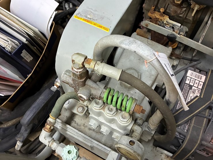#415-•-kinjet-diesel-chemical-sprayer-image-85