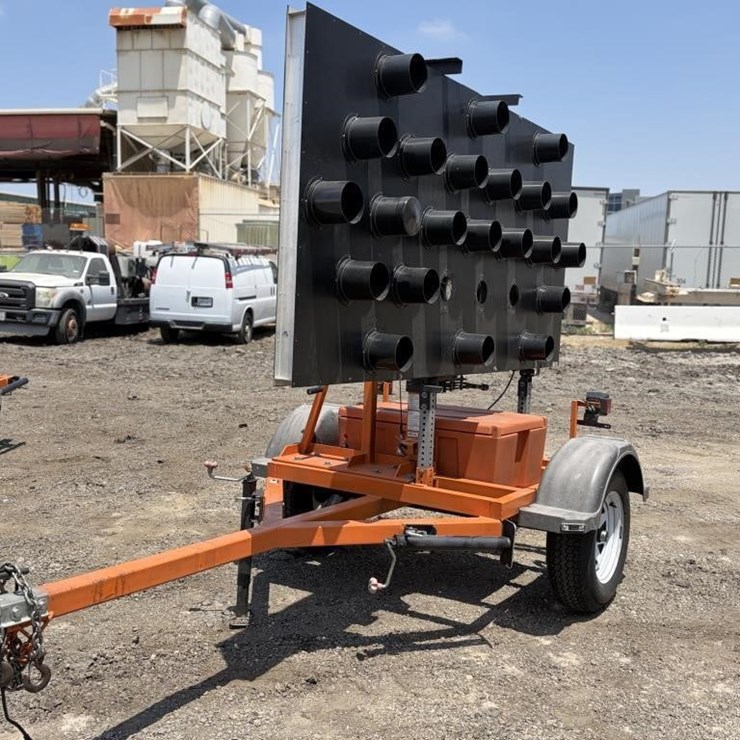 2013 VerMac Arrow Board Trailer