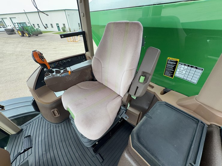 2012-john-deere-4940-image-36