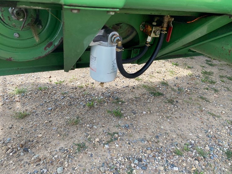 john-deere-4420-combine-image-23