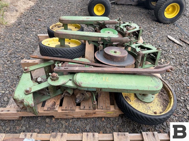 john-deere-71-image-10