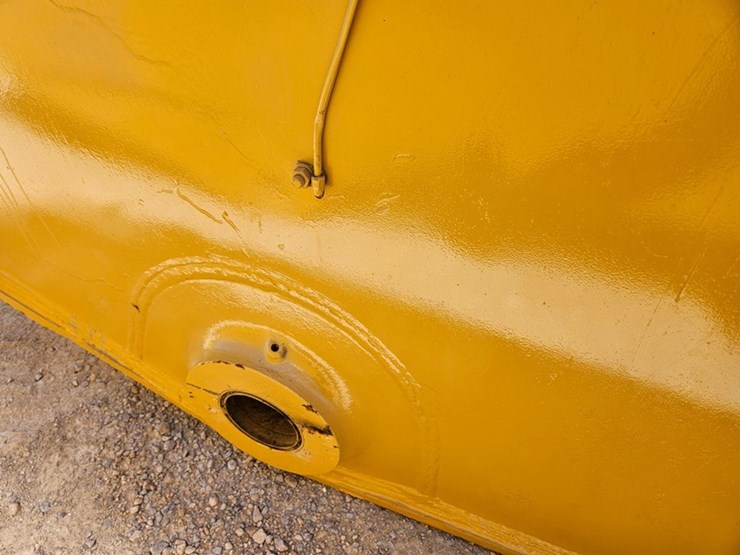 caterpillar-15-image-22