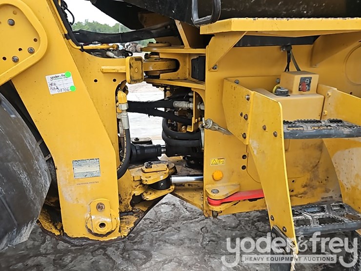 2020-caterpillar-938m-image-17