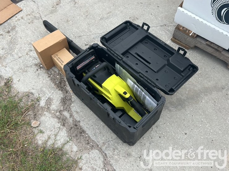 unused-ryobi-18"-chainsaw-with-case-image-2