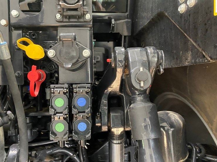 deutz-fahr-8280ttv-warrior-image-34