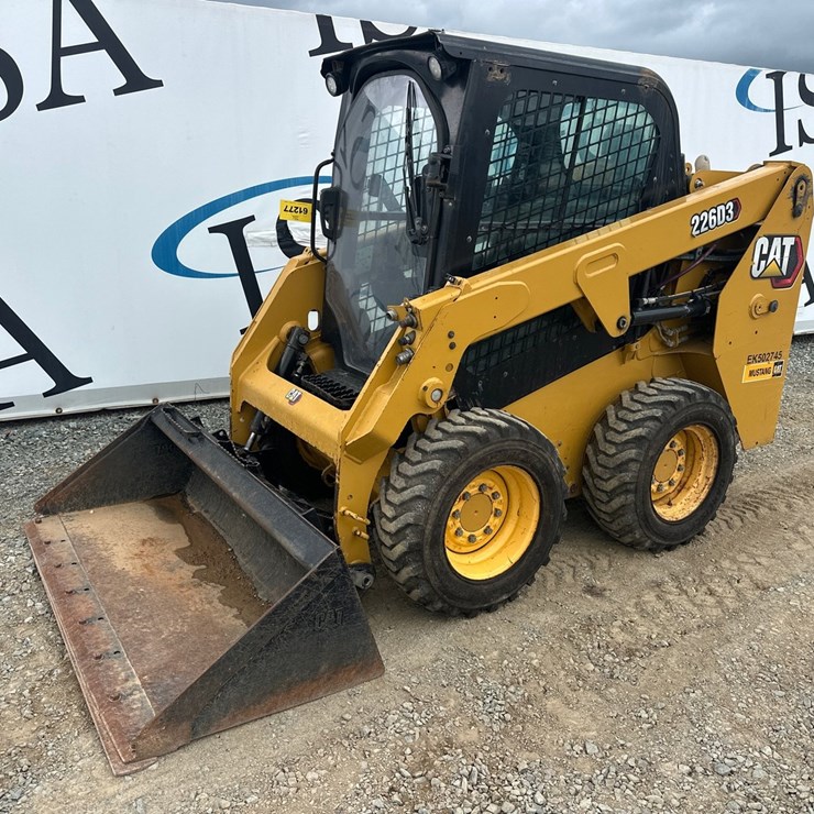 CATERPILLAR 226D3