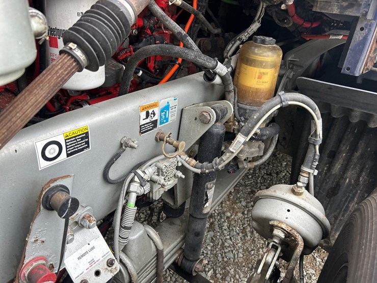 2017-kenworth-t660-image-41