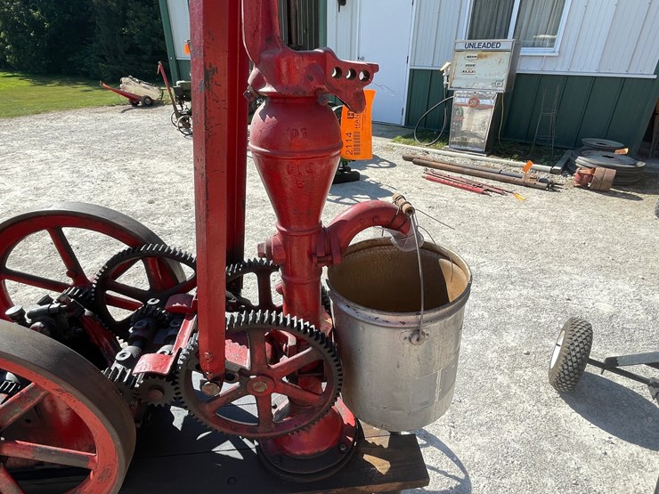 #2114-•-2-1/2-hp-associated-gas-engine-with-pump-jack-image-8