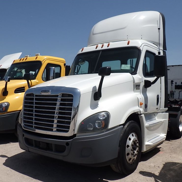 2019 FREIGHTLINER CASCADIA 125 EVOLUTION
