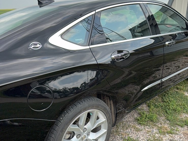 2019-chevy-impala,-4-door,-67,000-miles,-always-well-maintained,-runs-excellent,-ready-to-drive-image-14