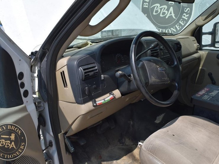 2006-ford-f350-sd-xl-image-47