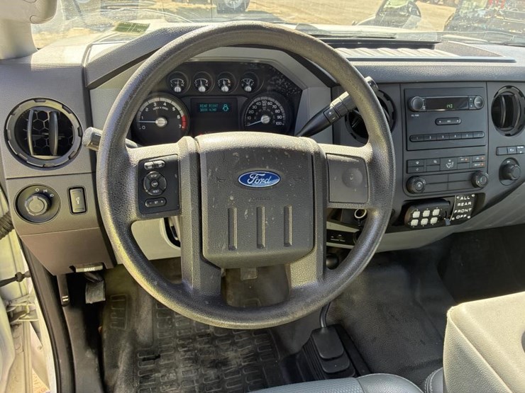 2011-ford-f250-image-14