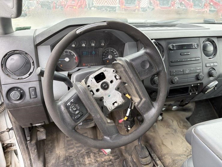 2011-ford-f250-image-14