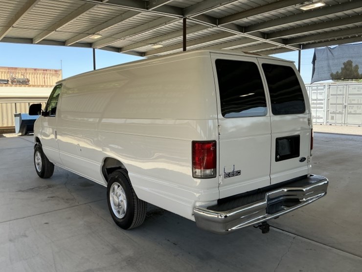 1999-ford-cargo-image-5