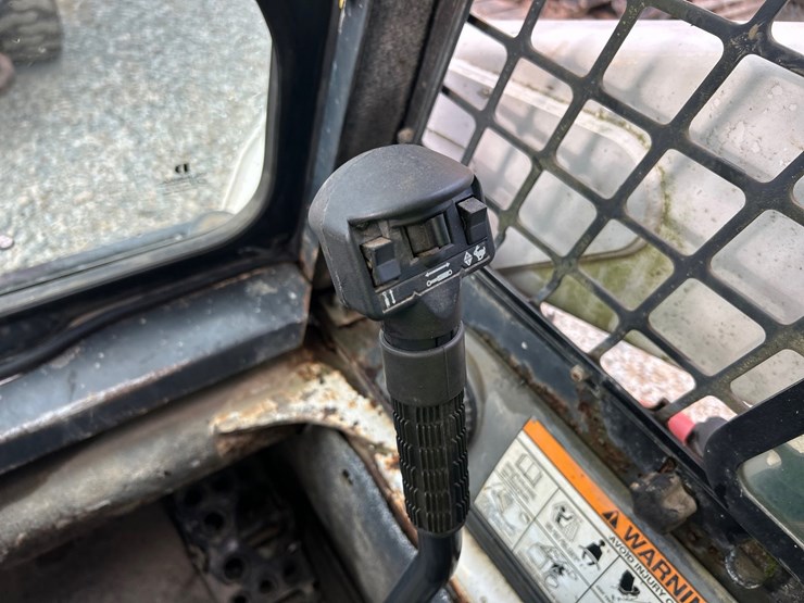 bobcat-t300-image-45