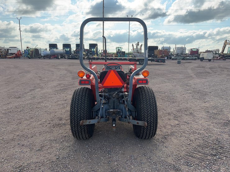 kubota-l2350-image-5