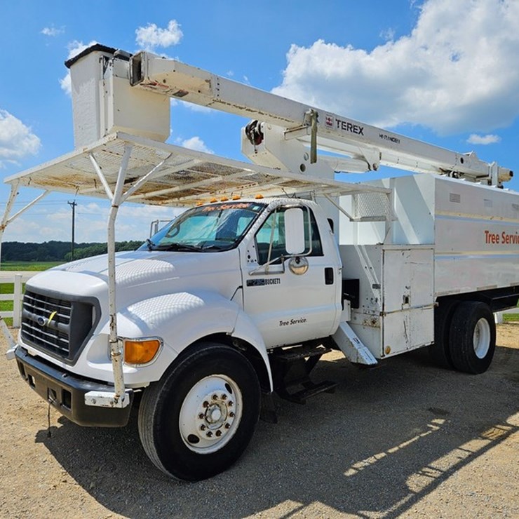 FORD F750