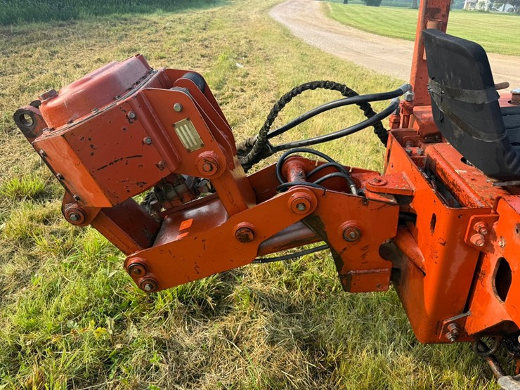 ditch-witch-3500dd-image-30