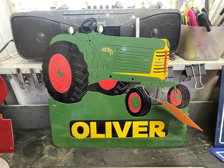 oliver-77-image-2